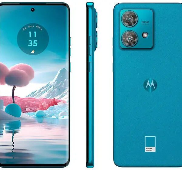 Smartphone Motorola Edge 40 Neo 256GB Caneel Bay 5G 8GB RAM [Preço Referente a entrada]